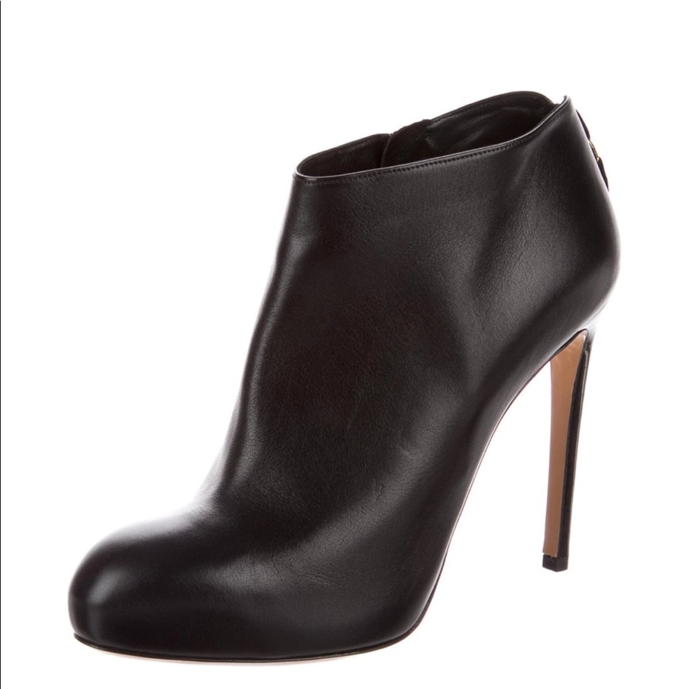 FINAL 🍀❤️ FERRAGAMO ANKLE BOOT BLACK LIKE NEW 38C